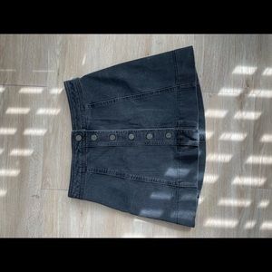 Madewell black denim button up skirt size 2